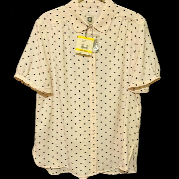 Anne Klein - Picture 1 of 5